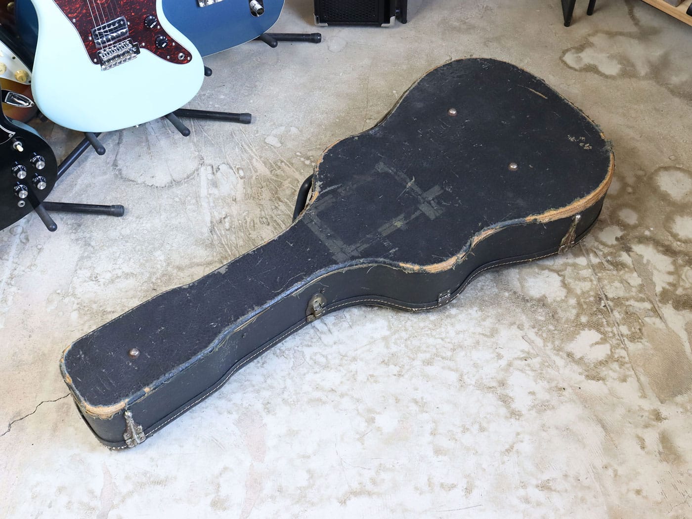 中古】Guild アコースティックギター用ハードケース ドレッドノート