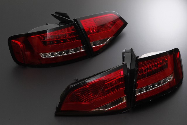 SONAR(ソナー) テールランプ LED レッド＆クリスタル アウディ A4 8K