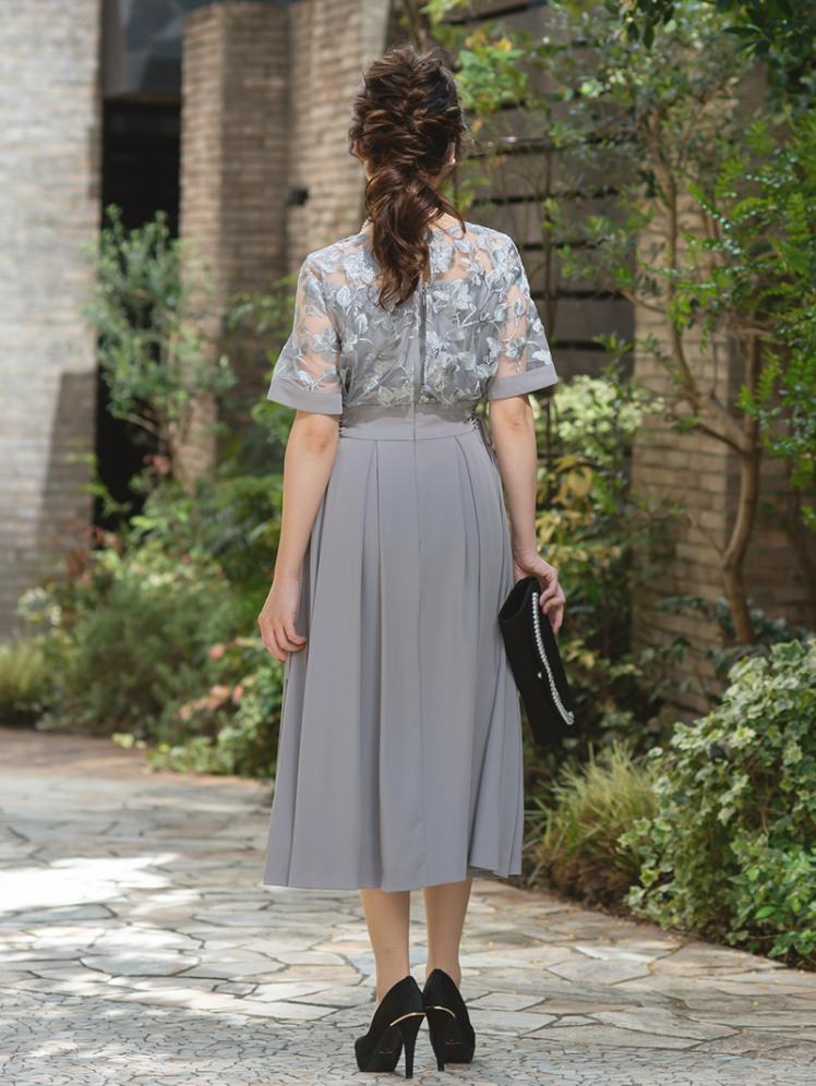 花柄刺繍タックスカートドレス(グレー)H1-384GRY-M | パーティドレス