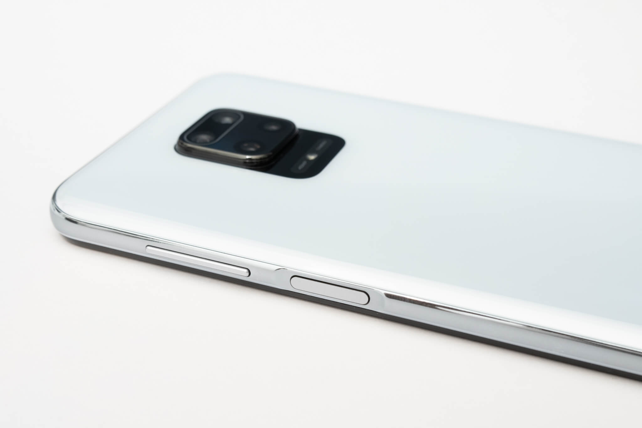 2万円代のコスパ最強スマホ「Xiaomi Redmi Note 9S」を写真多めで徹底