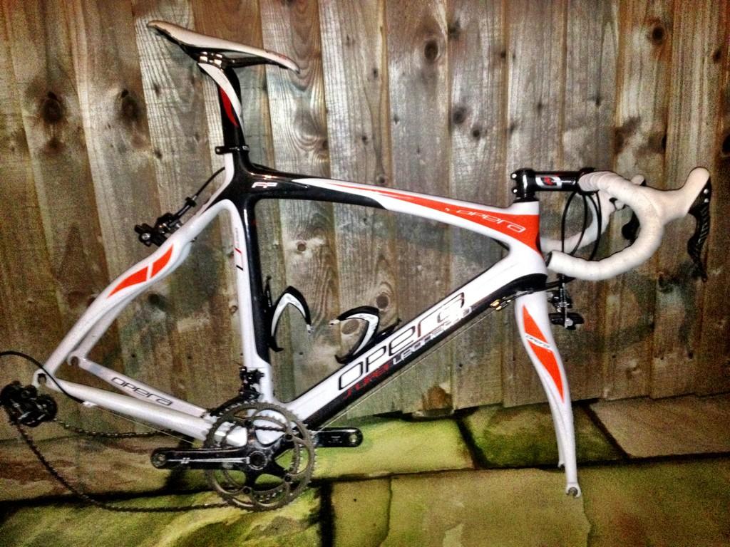 A69rFhjCYAEsqIx.jpg:large