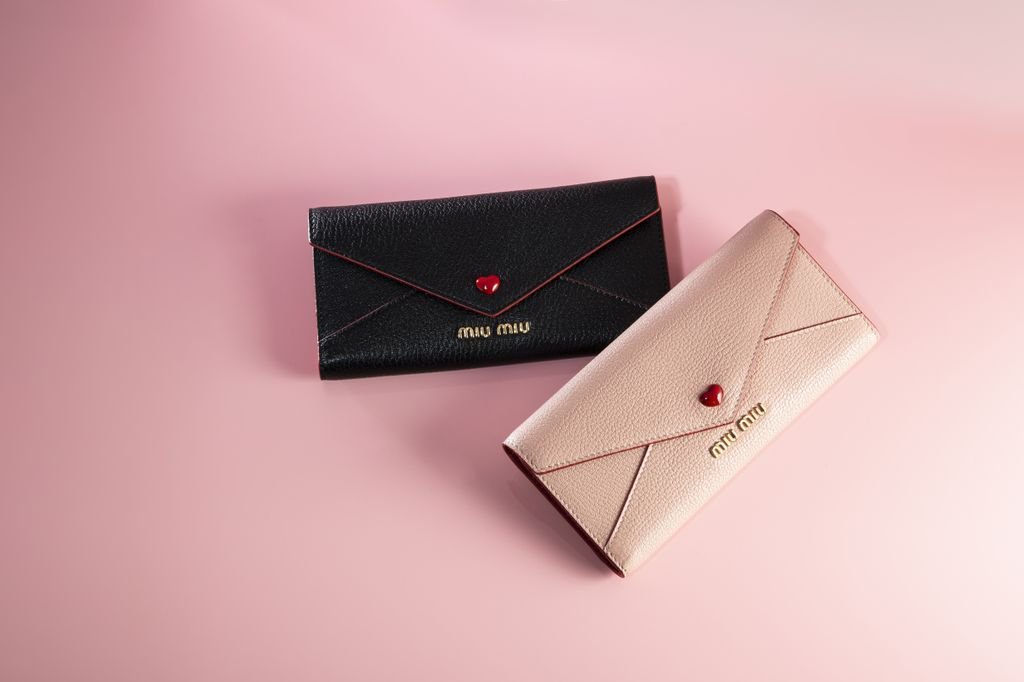 miumiu マドラス ラブレター 三つ折り財布 良品 MIUMIU マドラス