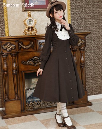 大人気のバイオリンフレアーワンピースがロング丈になって再登場！早く