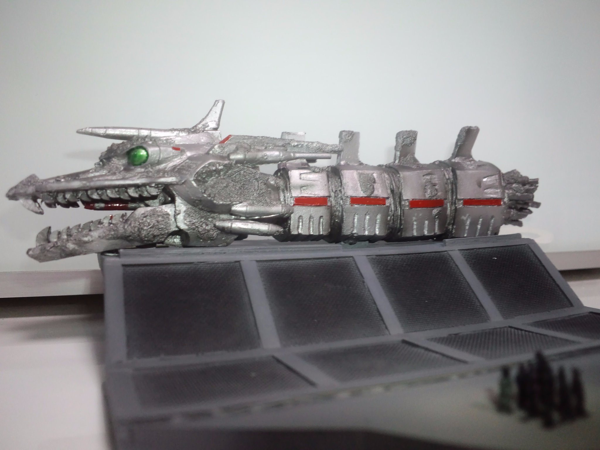 特撮大百科 メカキングギドラ頭部残骸 特撮大百科 メカキングギドラ頭