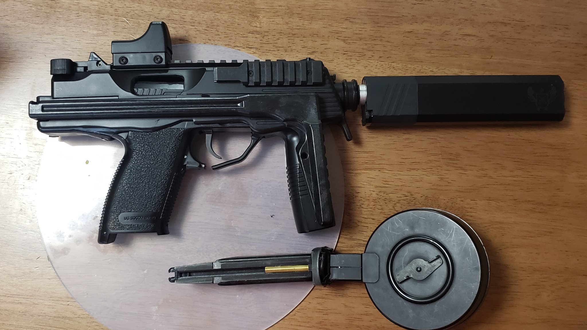 外部ソース 東京マルイ ソーコム mk23 極消音フルカスタム ドラム