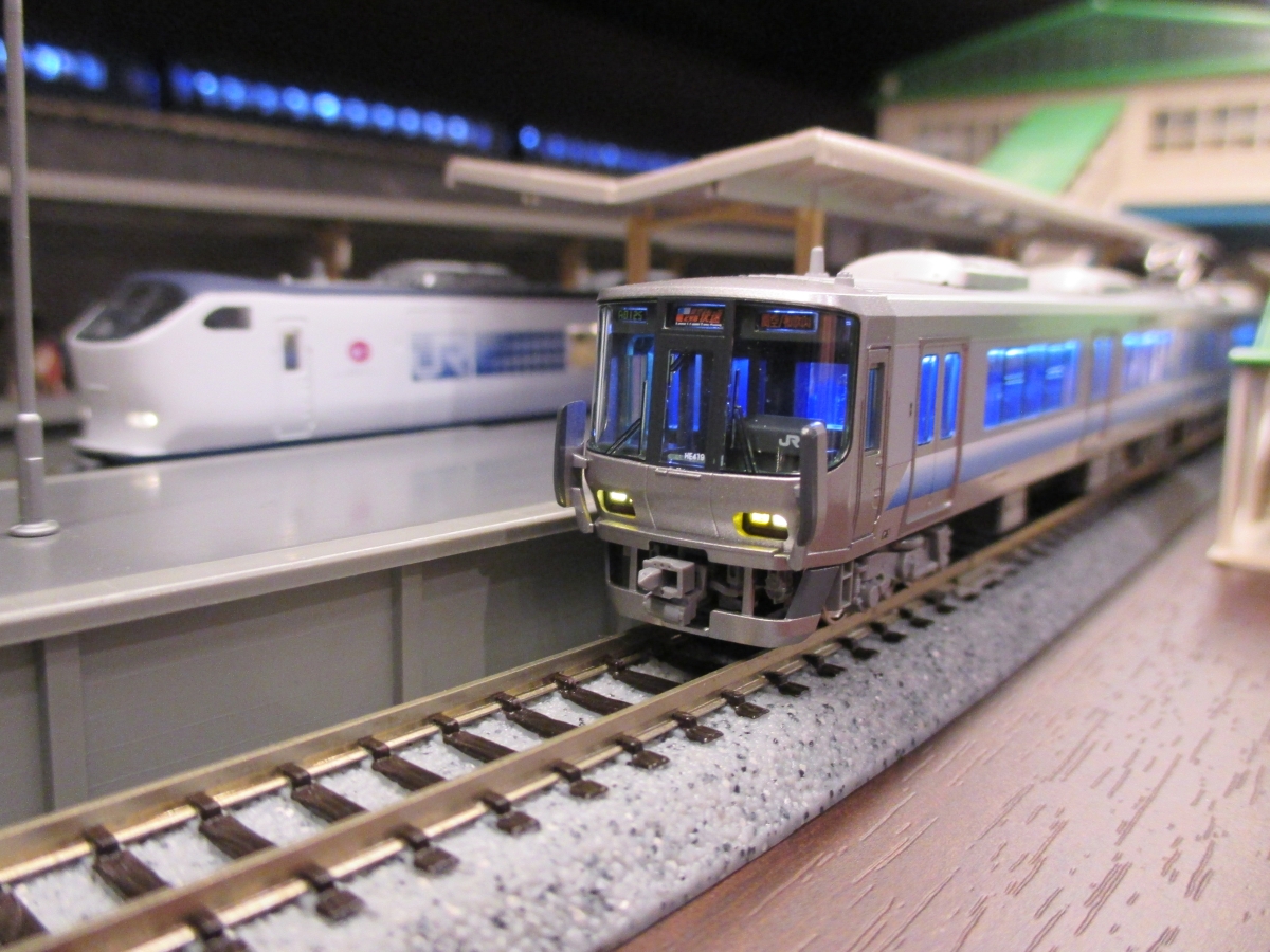 いろんな列車のお供に】223系2500番台は阪和線、大阪環状線等で幅広く