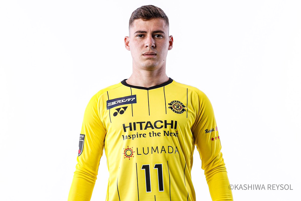 🆕本日撮影した新ユニフォームです サヴィオの新しいNo.11、胸には日立