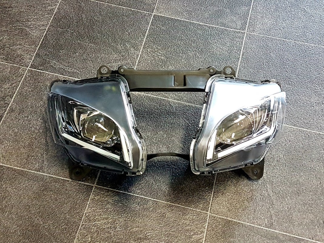 お値引きOK！zx-10r 2016〜 LEDヘッドライトデーモンアイデイライト