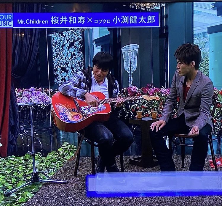 1ヶ月 #ブラオレギター を作成しておりまして、大体は完成しました