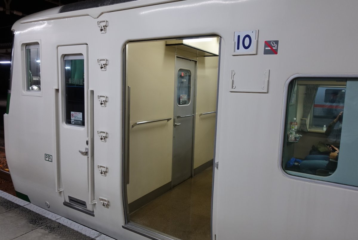 阪急電車のボルト/アンペアメーター 阪急電車特有の台座付き 中古 阪急