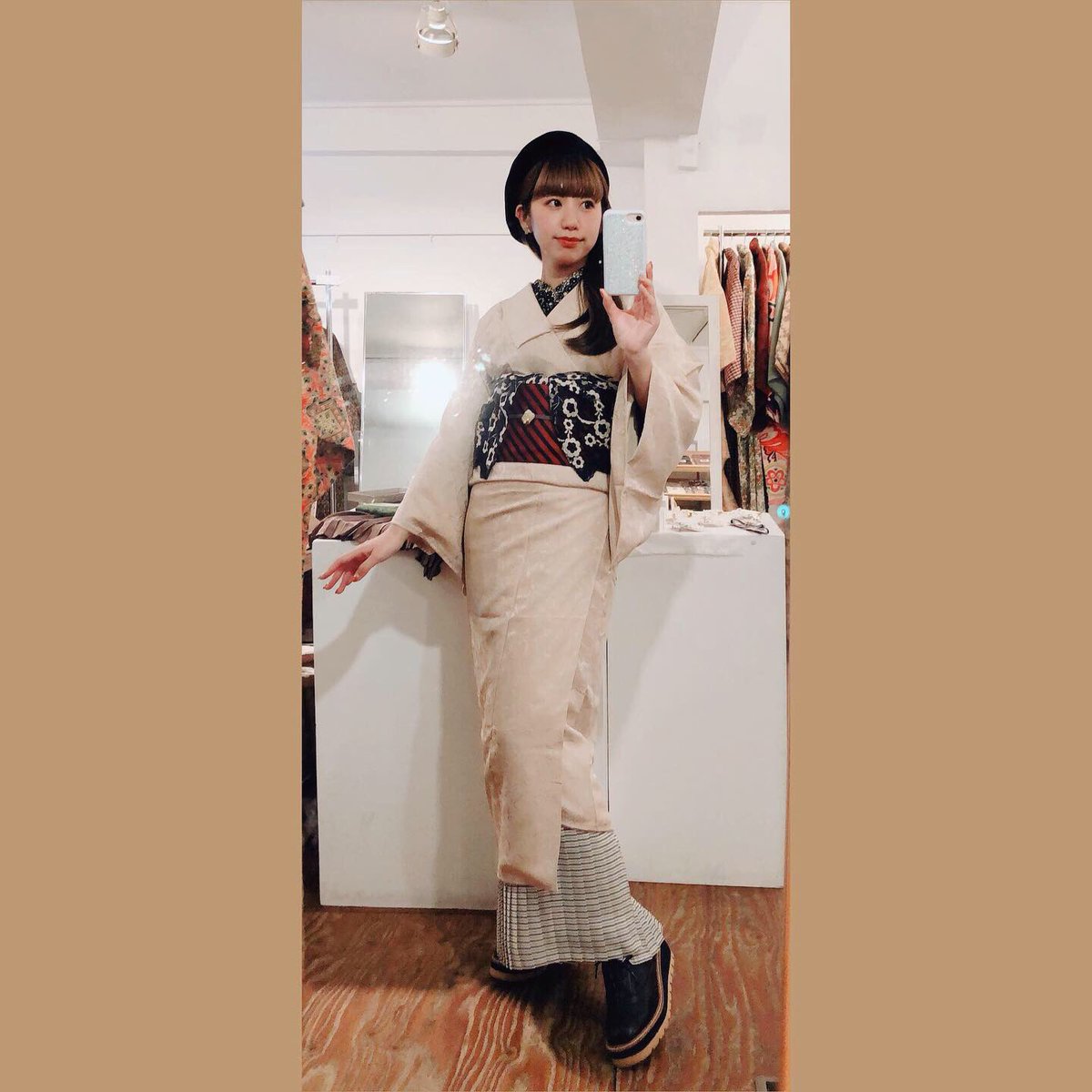 🐰 #うさこまキモノ 🐰 #キモノポルテ 3日目👘 ベージュの色無地を