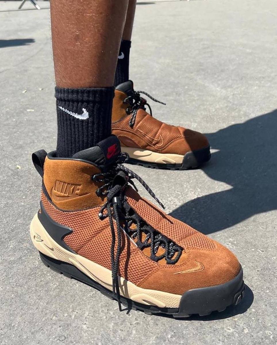 sacai × Nike『Magmascape SP』が2023年秋冬に発売予定。Air Footscape