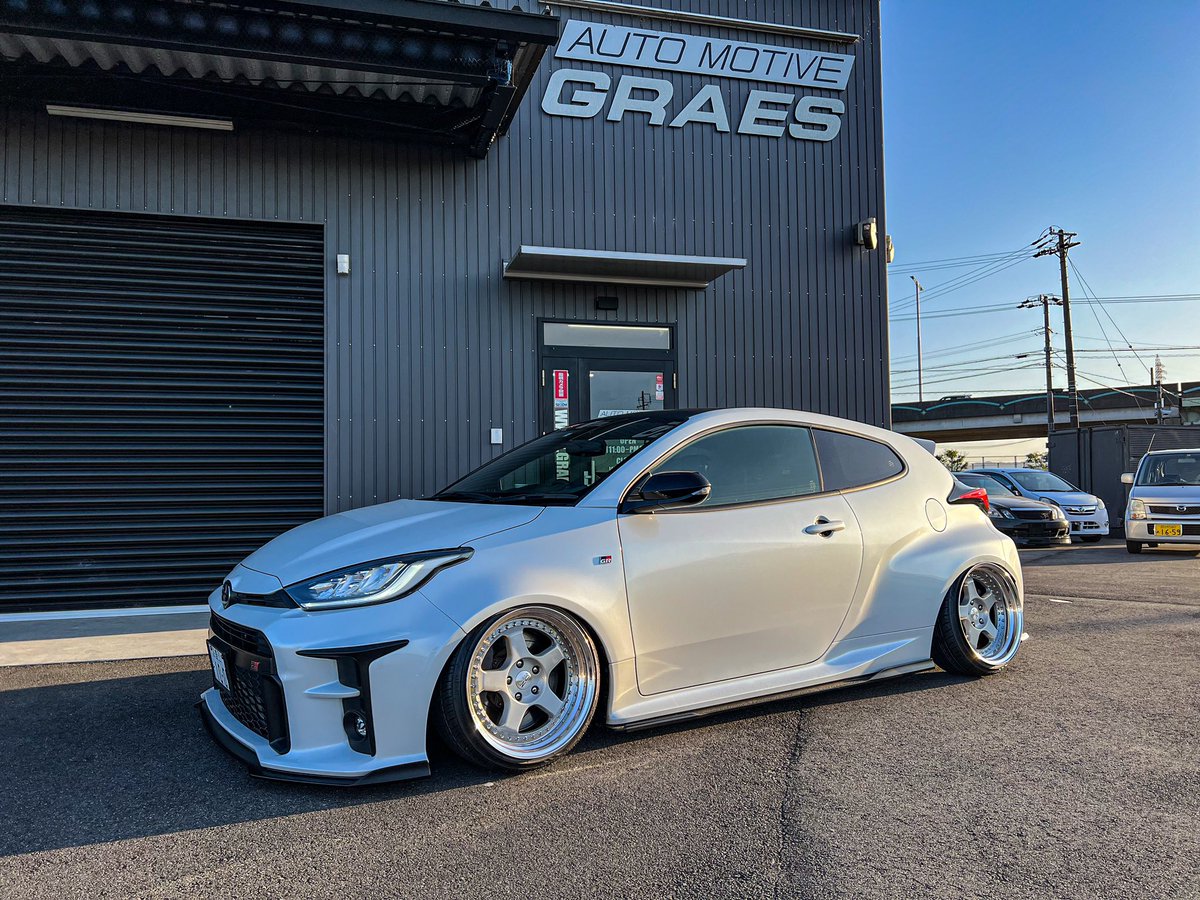 ⭐︎ M`s GRACY ⭐︎ 億ションから出てきてアウディに乗りこむオンナ