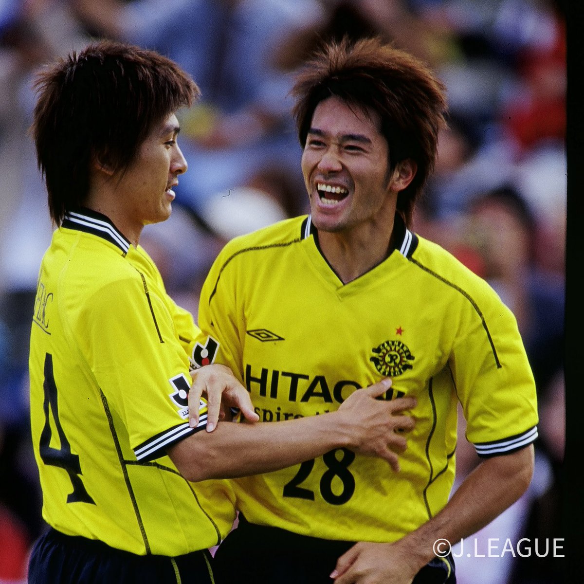 柏レイソル Umbro サッカーシャツ イエロー 28 サイン入り 玉田圭司