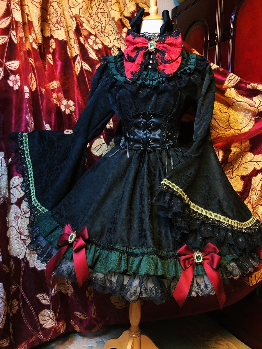 東方Project 火焔猫燐 ゴシックアレンジ 衣装 完成致しました。 黒薔薇