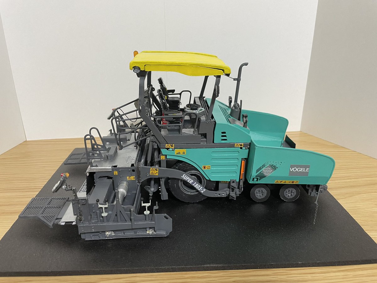 遂に完成しました！！ アスファルトフィニッシャー 【VOGELE