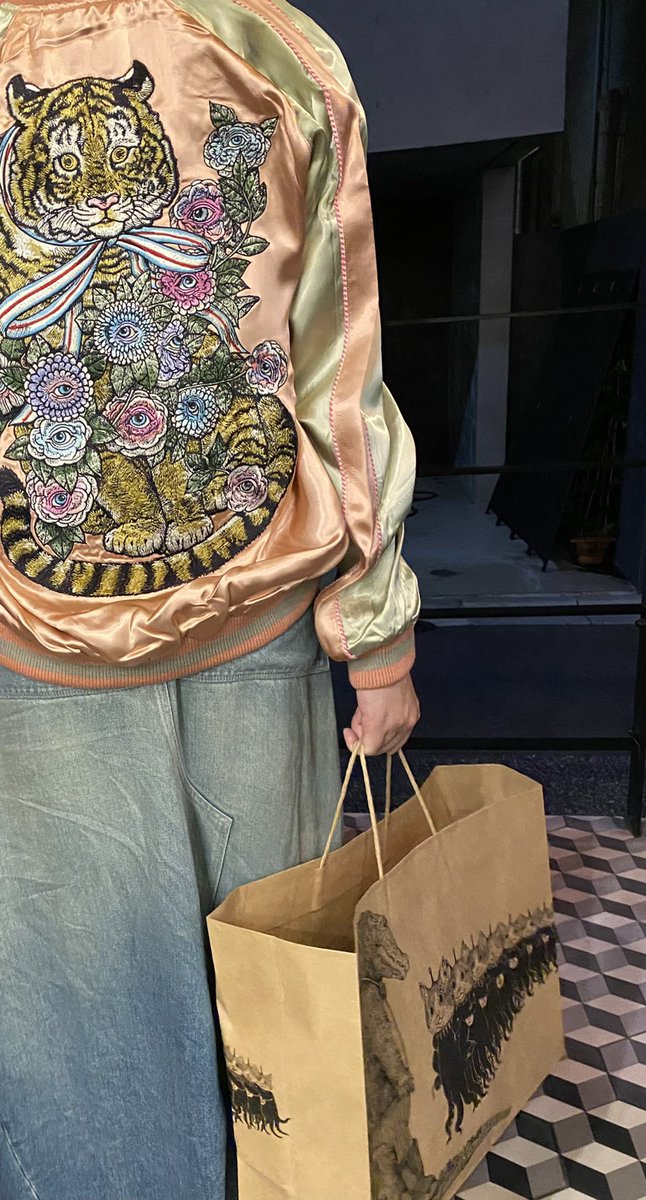 ヒグチさんのこのツイートを見て、居ても立っても居られず、ボリス雑貨