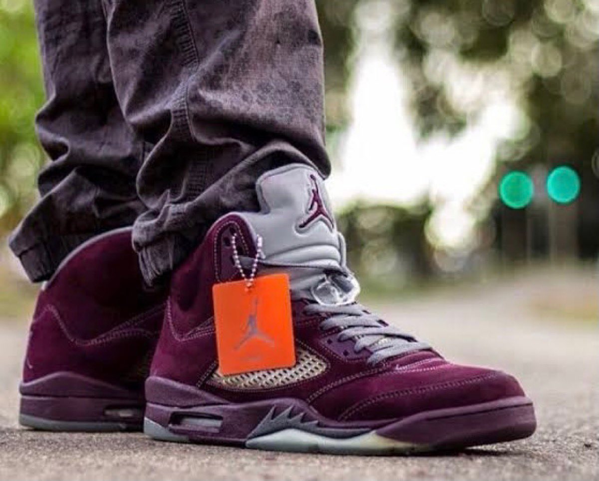 2006年登場の名作モデル Nike Air Jordan 5 Retro “Burgundy”が2023年
