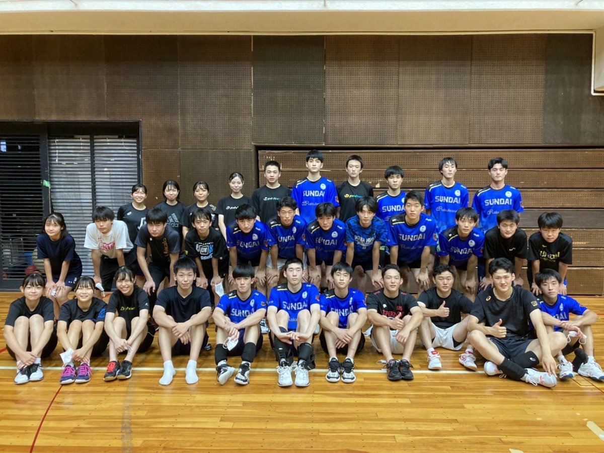 本日は部活体験会でした！ 体験に来てくださった中学3年生の皆さん