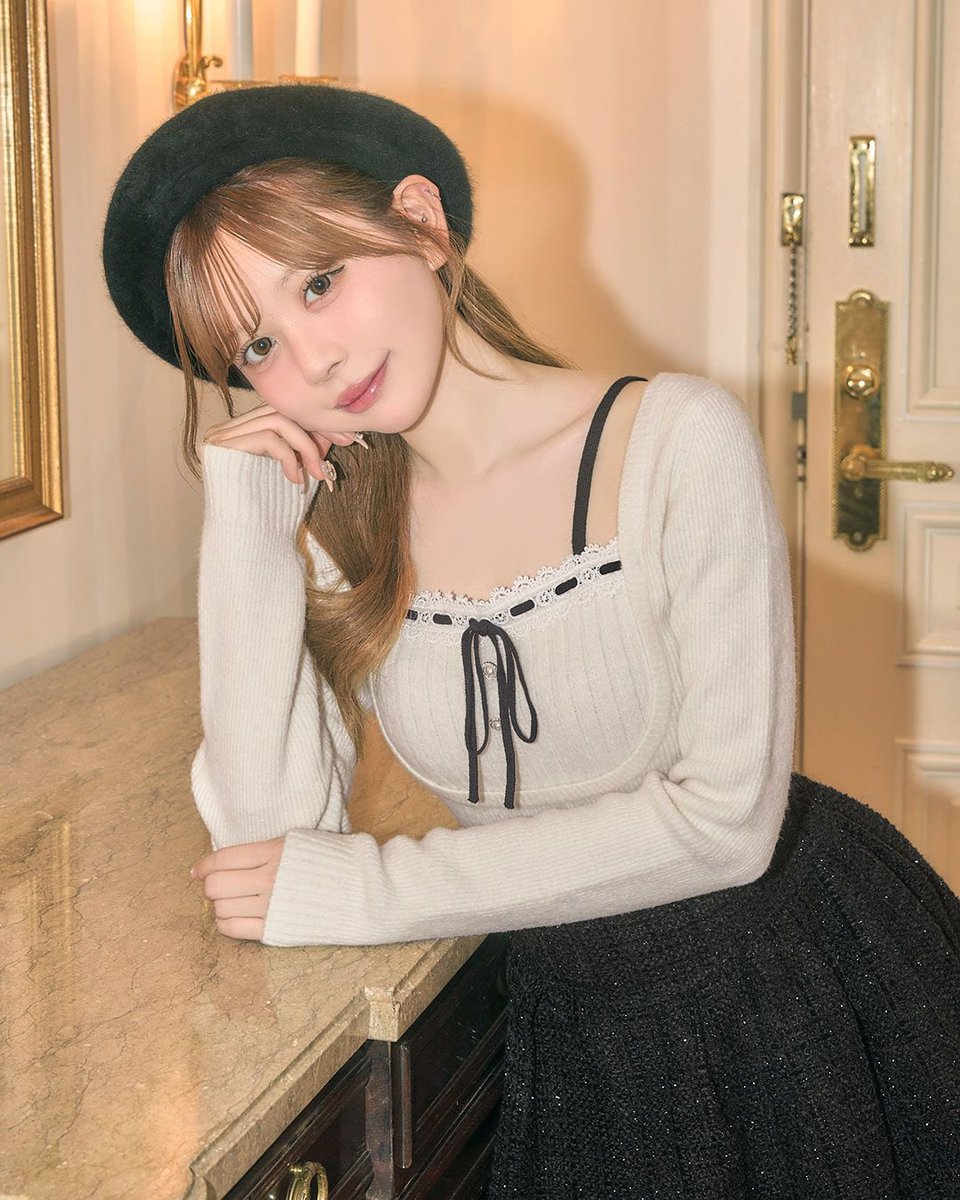 𝐑𝐄𝐒𝐓𝐎𝐂𝐊 】 こちらも人気で完売中だったニットが再入荷しました