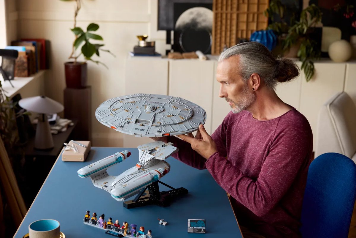 The very first Star Trek LEGO set, the U.S.S. Enterprise NCC-1701