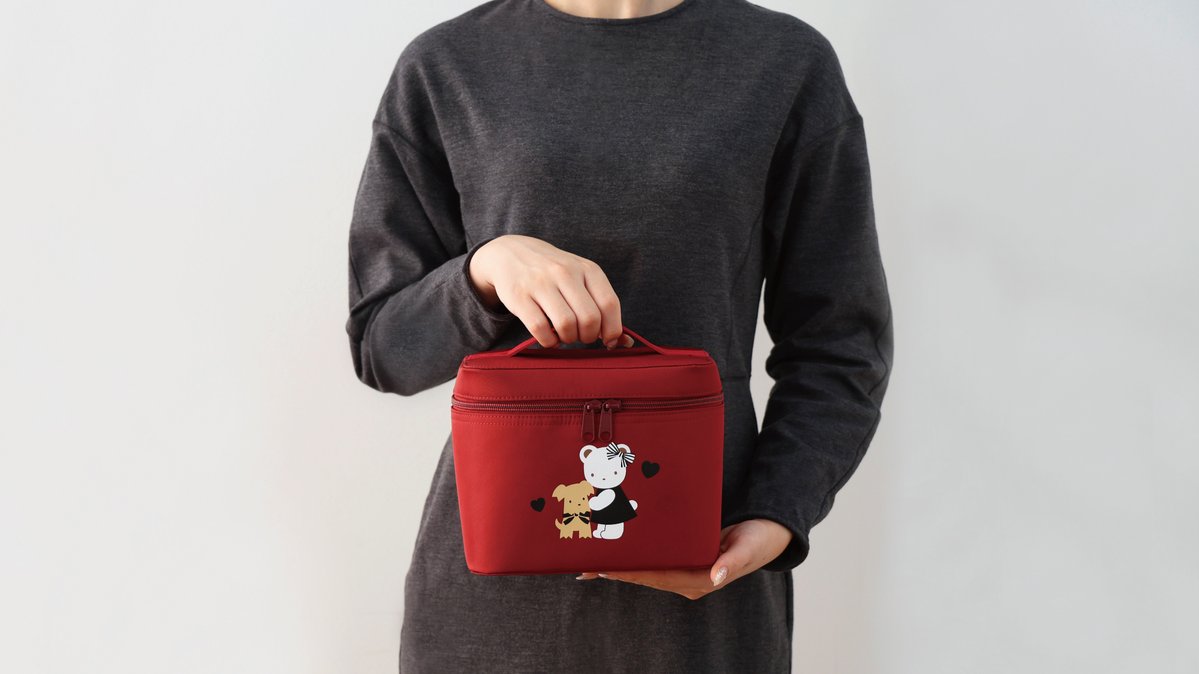 ノベルティ新登場！／ 期間中、オンラインショップで66,000円（税込