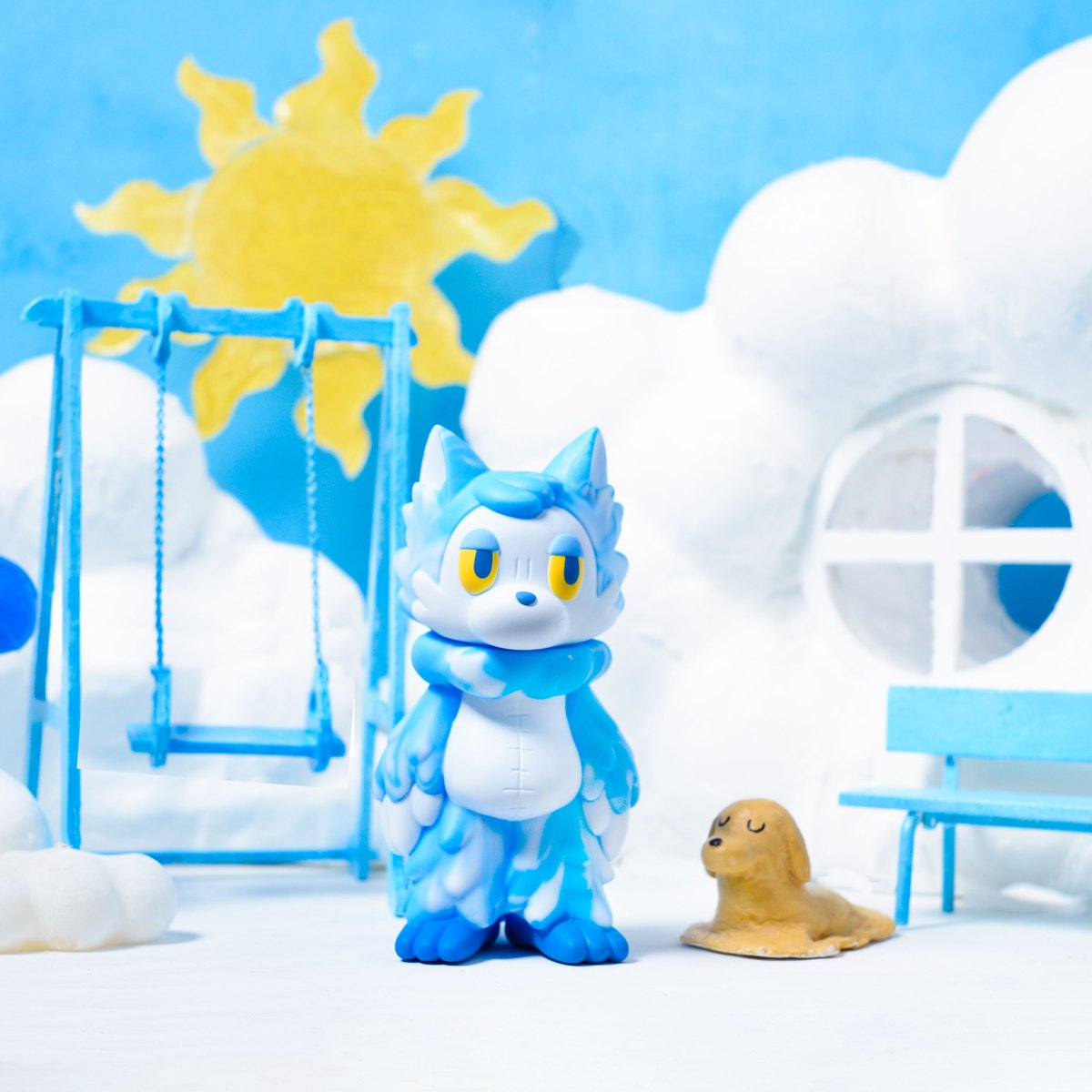 🐺お知らせ🐺】 おおかみくん新作ソフビ「青空」を個展会場にて発売