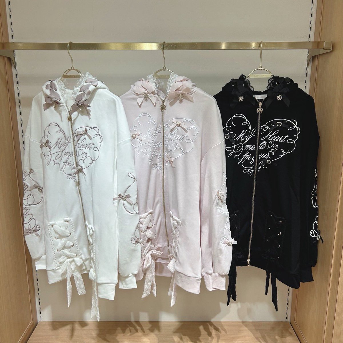 近鉄ℙ𝕒𝕤𝕤'𝕖店 ℕ𝕖𝕨 𝔸𝕣𝕣𝕚𝕧𝕒𝕝 ❤︎メニーリボンロング