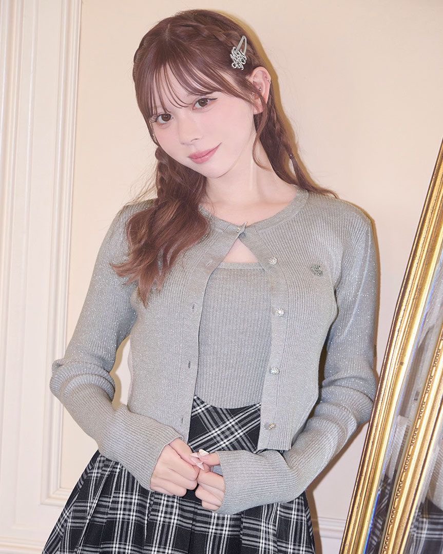 𝐂𝐨𝐦𝐢𝐧𝐠 𝐮𝐩 𝐧𝐞𝐱𝐭…❤︎ 】 ⠀ 明日9/22(mon)12:00~発売ITEM