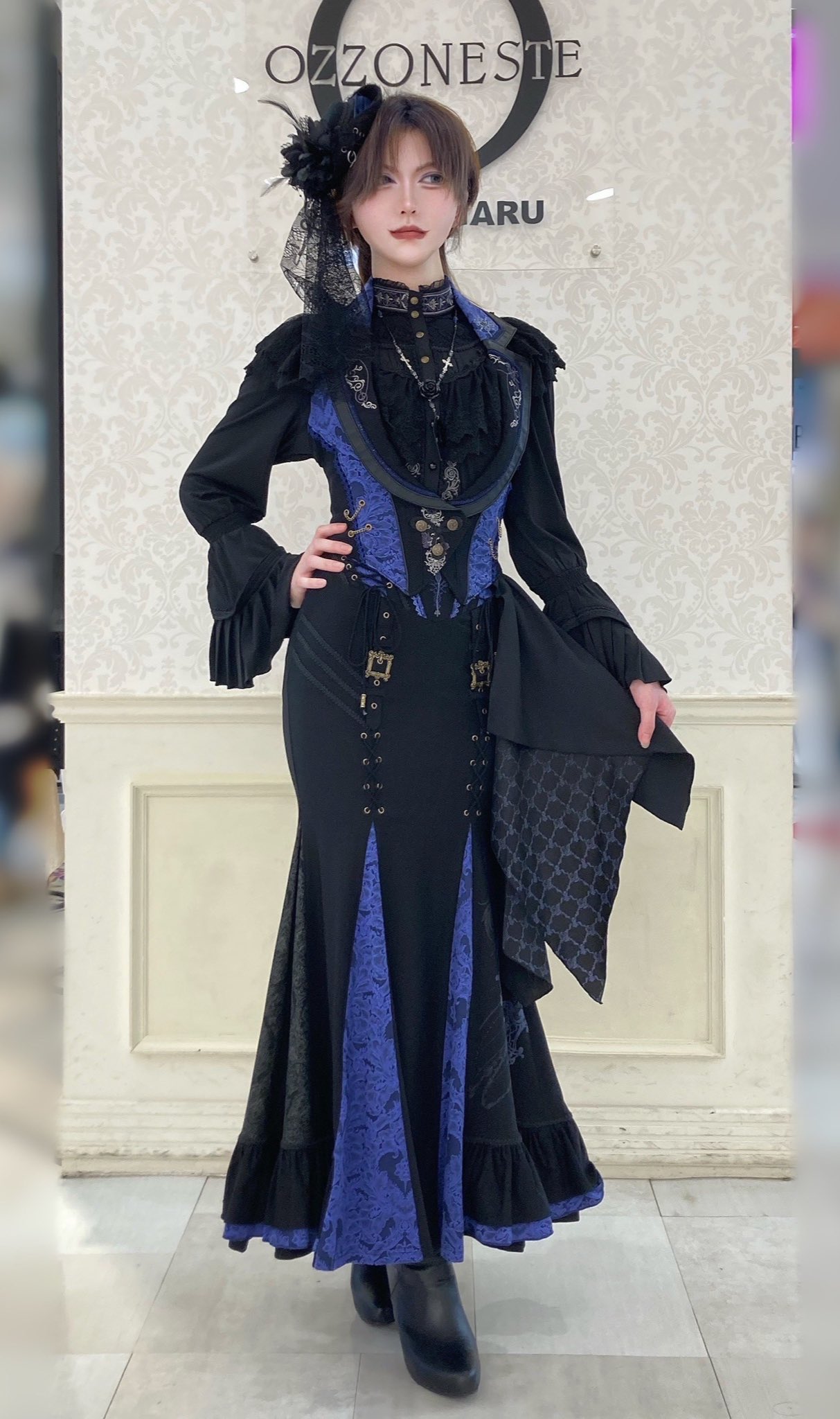 OZZ ONESTE レースアップ コルセットワンピース 薔薇刺繍 フリル OZZ