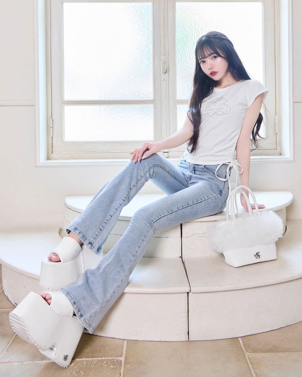 𝐍𝐄𝐖 𝐀𝐑𝐑𝐈𝐕𝐀𝐋 】 ''誰でも美脚になれるパンツ'' 美脚スカート