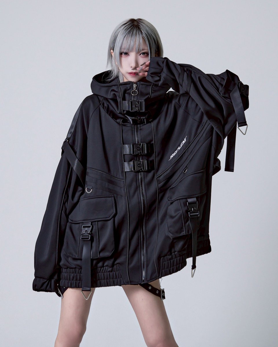 👁‍🗨REFLEM(レフレム) NEW ARRIVAL サイバー切替ハイネックジャージ