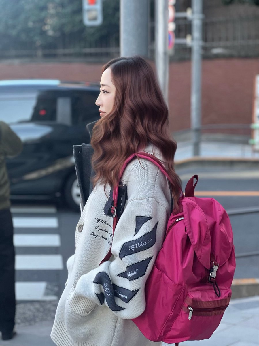 コラボのバックパック新作。 ピンクピーコック、色、かわいい