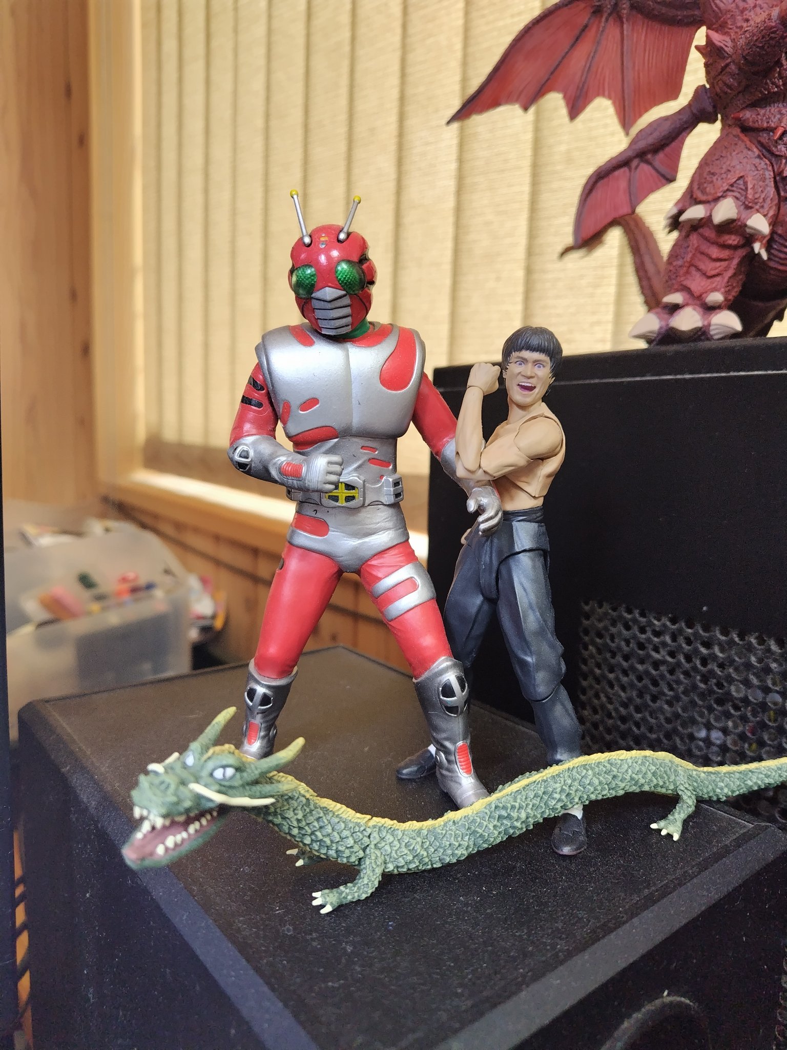 村枝賢一 サイン入り くまモン 仮面ライダー 非売品 【公式通販】