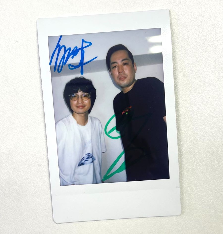 吉本の若手芸人 #エバース サイン入りチェキを1名様にプレゼント