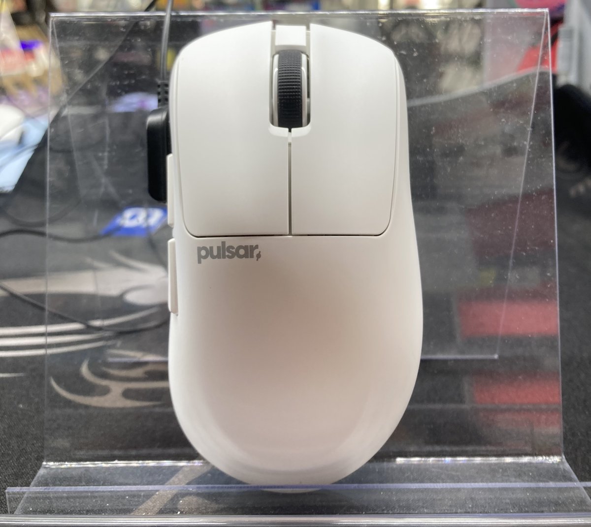 衝撃の軽さを体験せよ‼️ 超軽量44gのゲーミングマウス本日発売