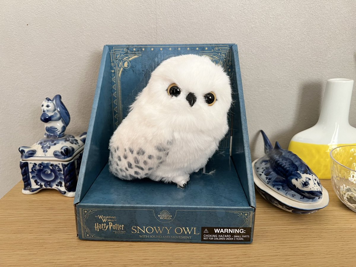 USJで買い損ねて心残りだった、肩乗りの動いて鳴くヘドウィグを買っ