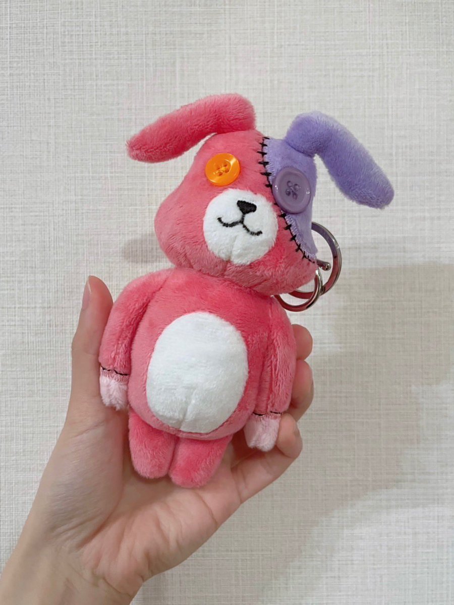 GdDtmg7agAE5j5T.jpg?format=jpg