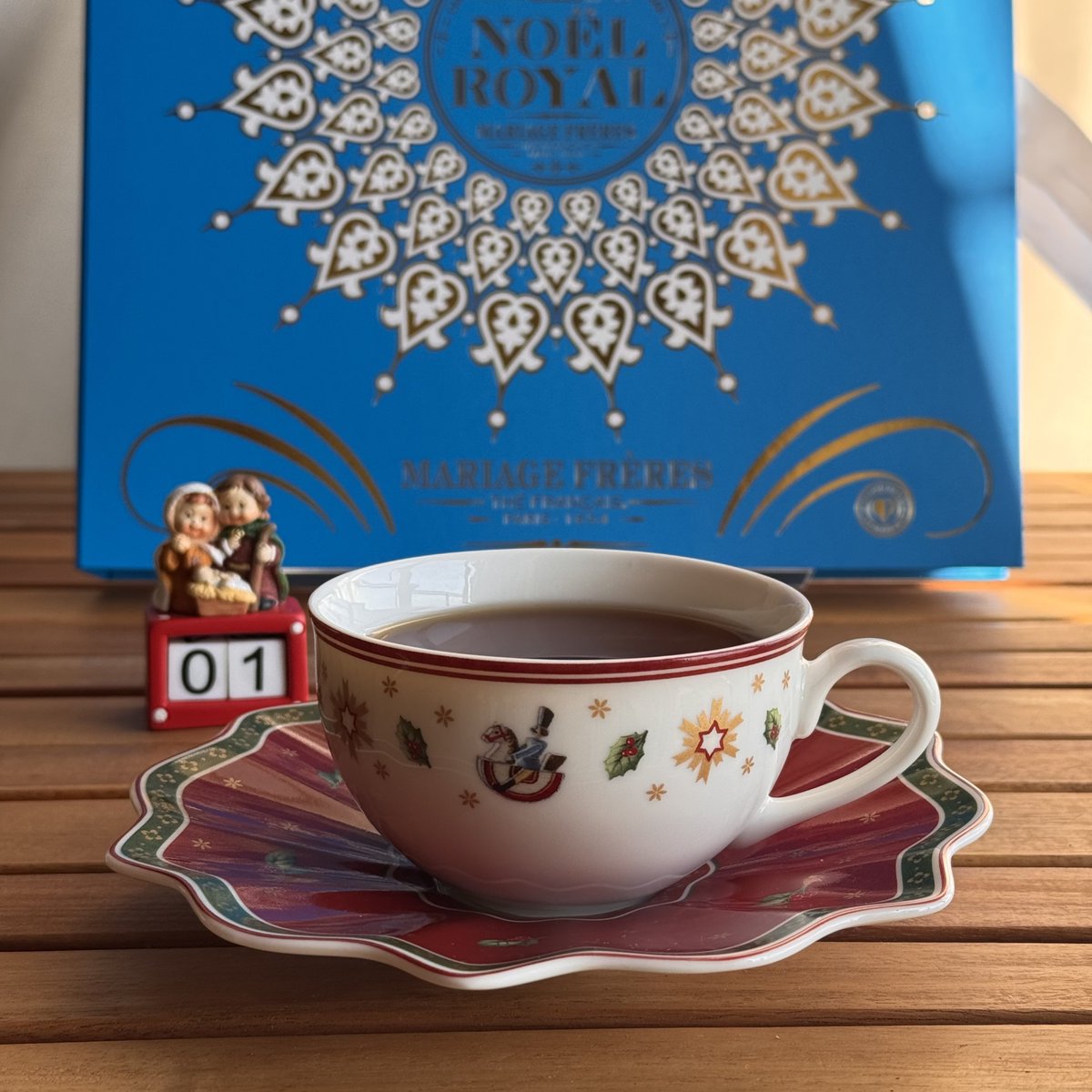 マリアージュフレールのアドベントカレンダー2024（ノエル ロワイヤル