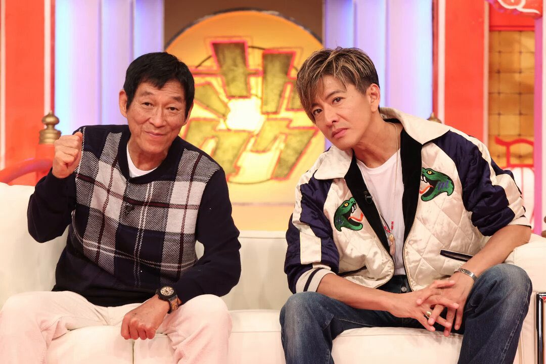 さあ、さんタクはじまりました！巳年にぴったりの木村さんのヘビ柄の