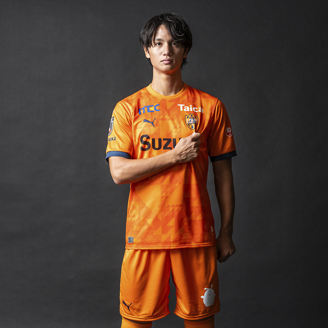 🍊—— 予約受付中！ 2025ユニフォーム ——👕 📸#高橋祐治 選手（No.3