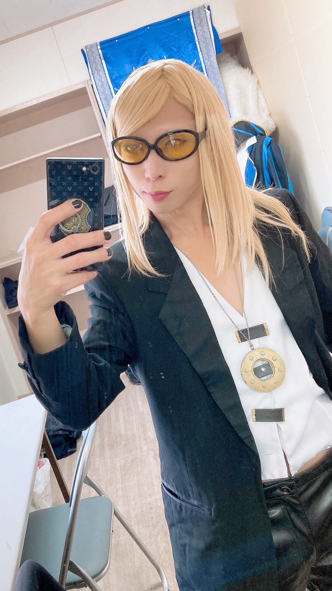 今年初コスはfgoのテスカトリポカ サングラスは #執事眼鏡 さんの