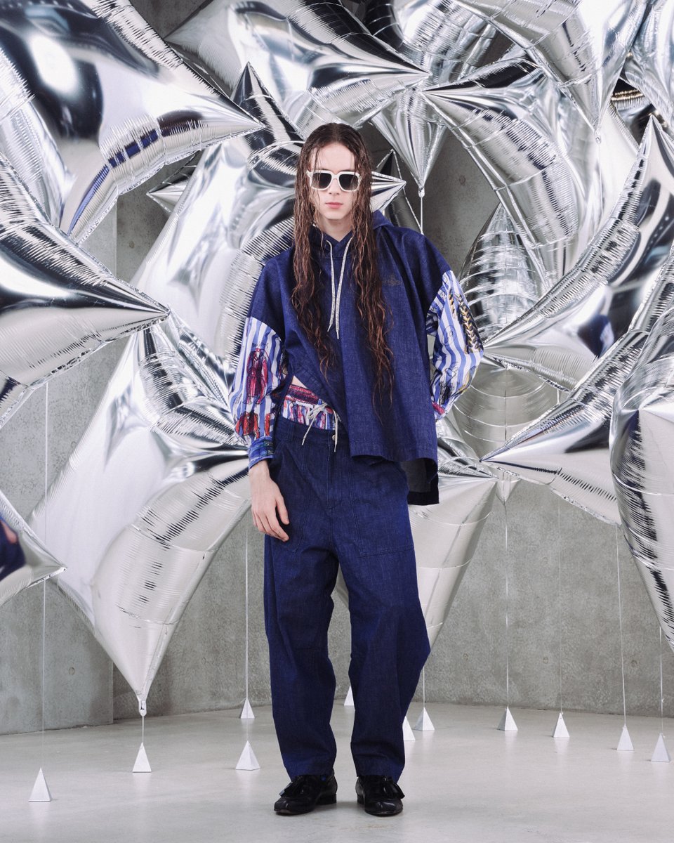 Vivienne Westwood MAN 2025春夏コレクションのメインプリントである