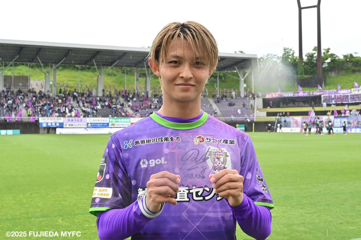 🦸🏼‍♂️ | 𝑻𝑶𝑫𝑨𝒀'𝑺 𝑯𝑬𝑹𝑶 TODAY'S HEROアクリルプレートに