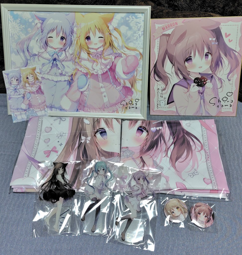 しらたまこ(@shiratamacaron)のFANBOX継続特典が届きました📦️ 毎年