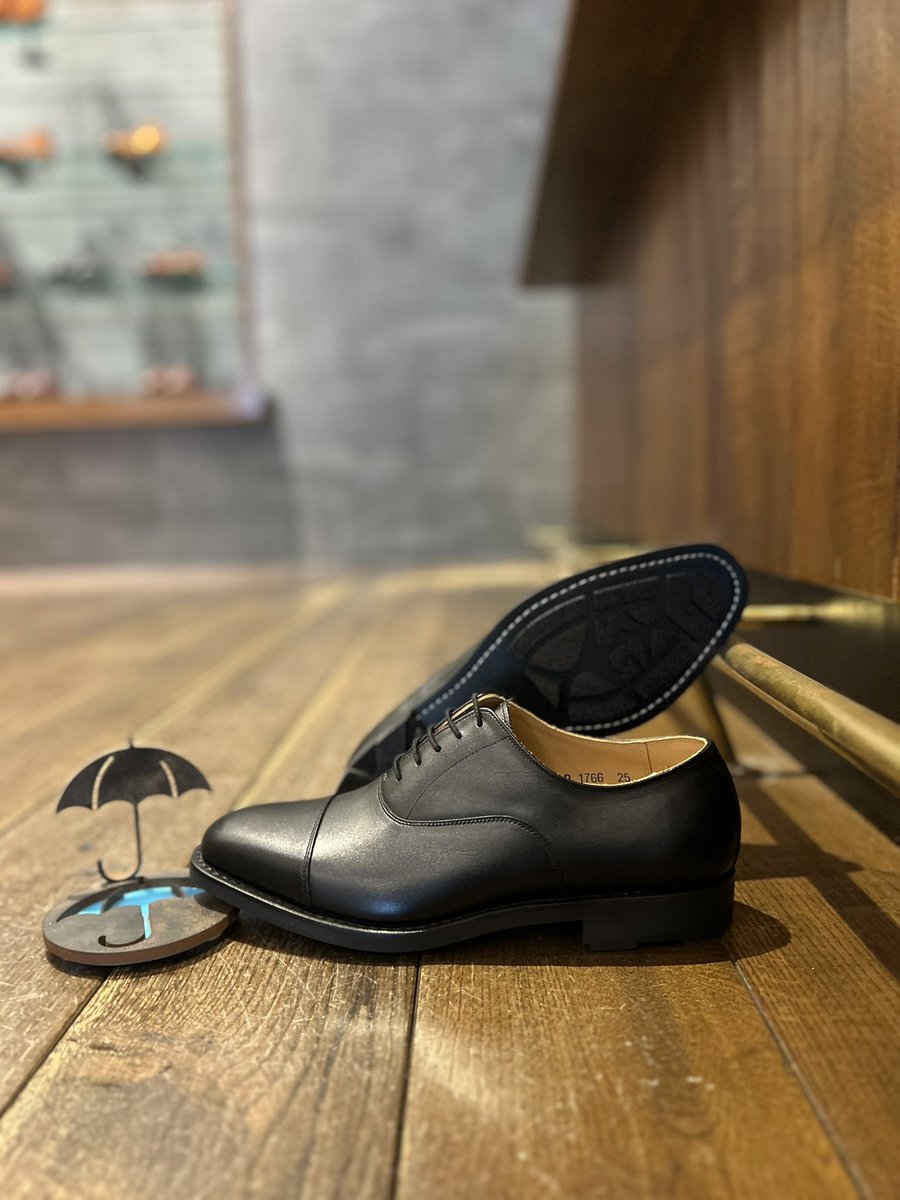 入荷情報】 ⚫︎シャインオアレイン R1766 BL 3E ストレートチップ