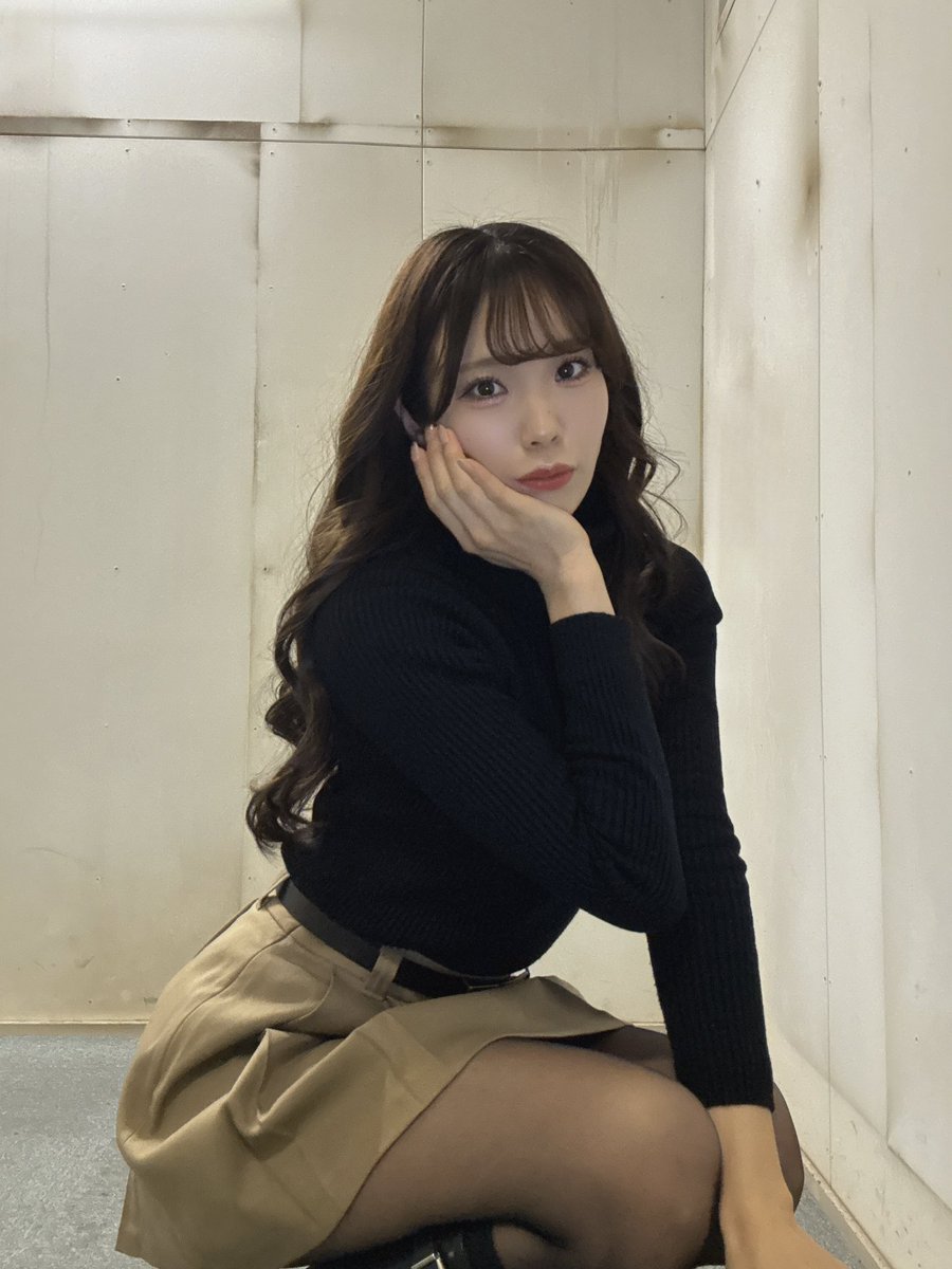 めぐさん可愛い。 最近LIVE観に行けてないからある時観に行きたいな。