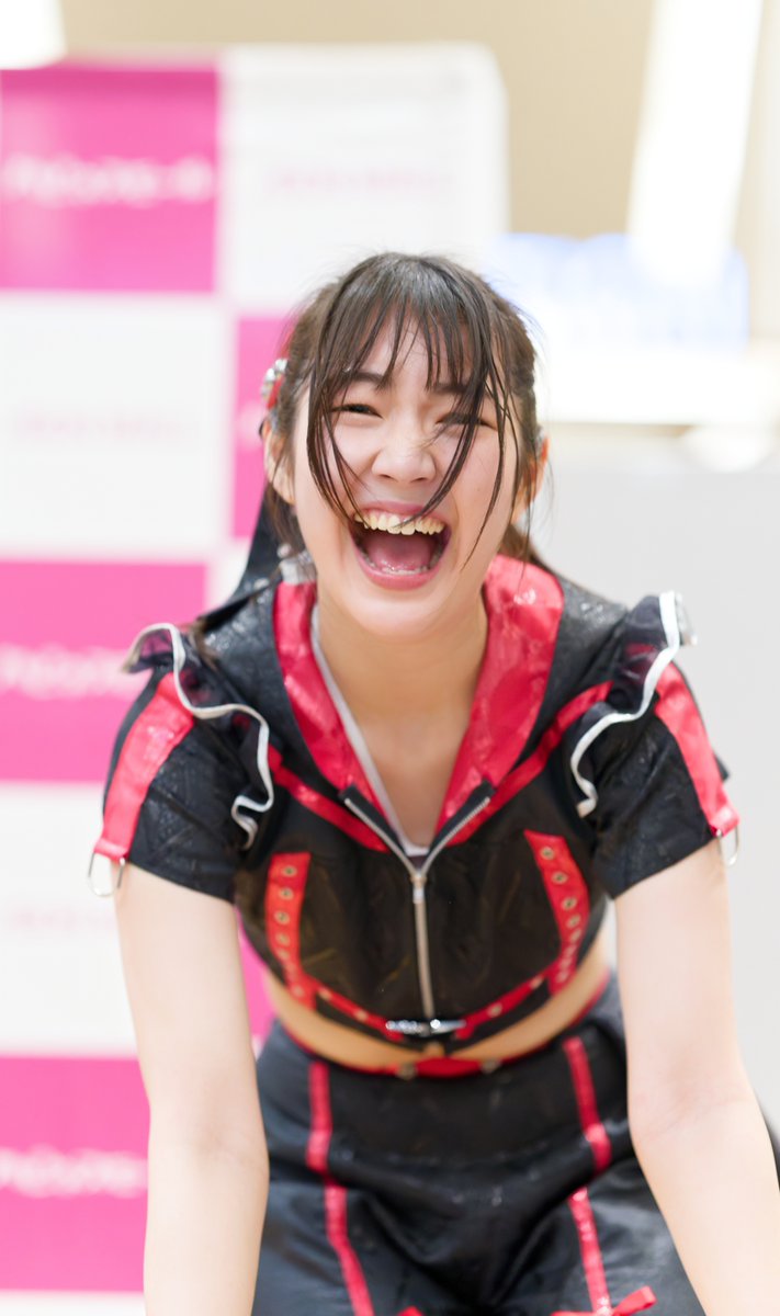 イオンモール堺北花田ミニライブから、はなちゃん。 めっちゃ良い表情