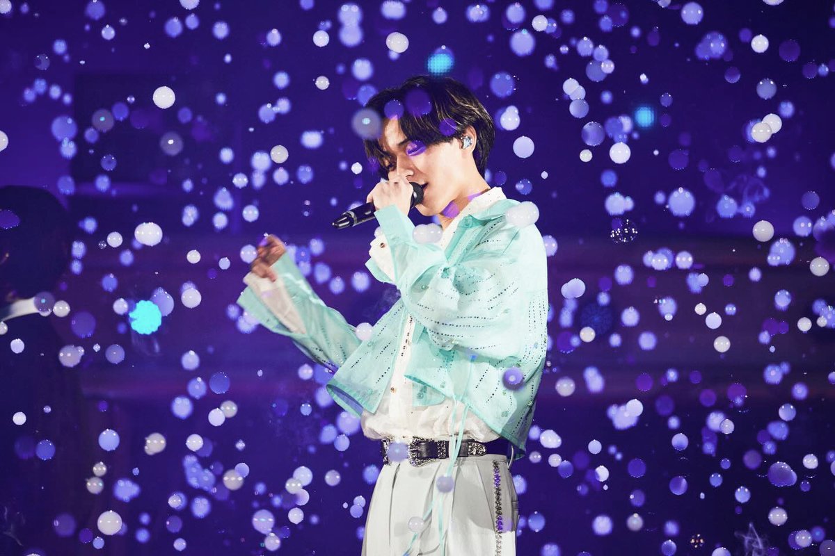 インスタSTARRINGれんれん、Darlingの写真だけ前髪ないので福岡か大阪