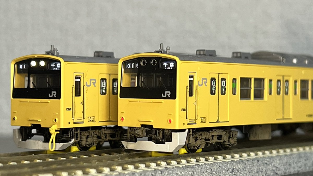 某お店にて、バチバチに加工されたTOMIXの201が安く売られていたので